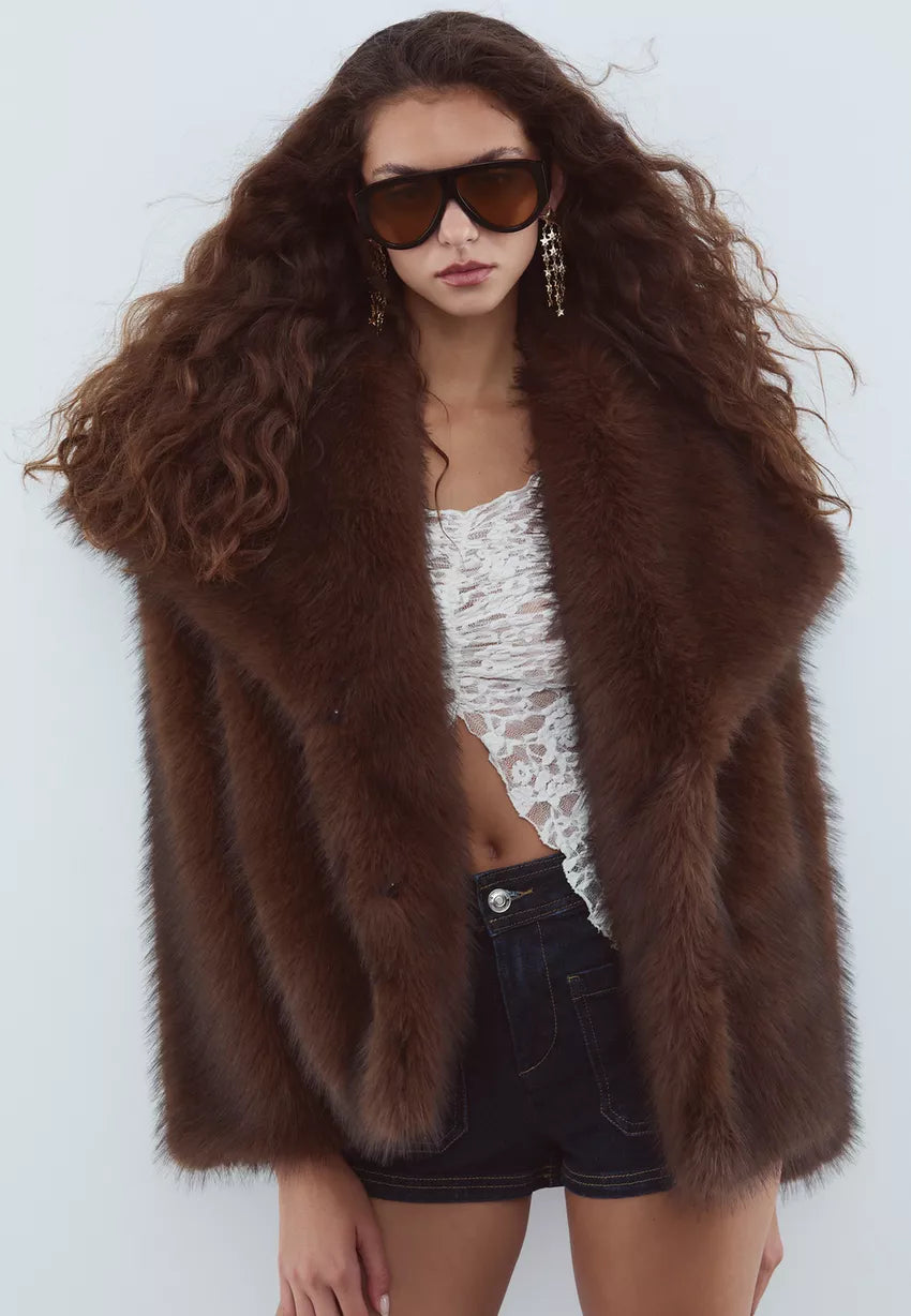 Short faux fur jacket
