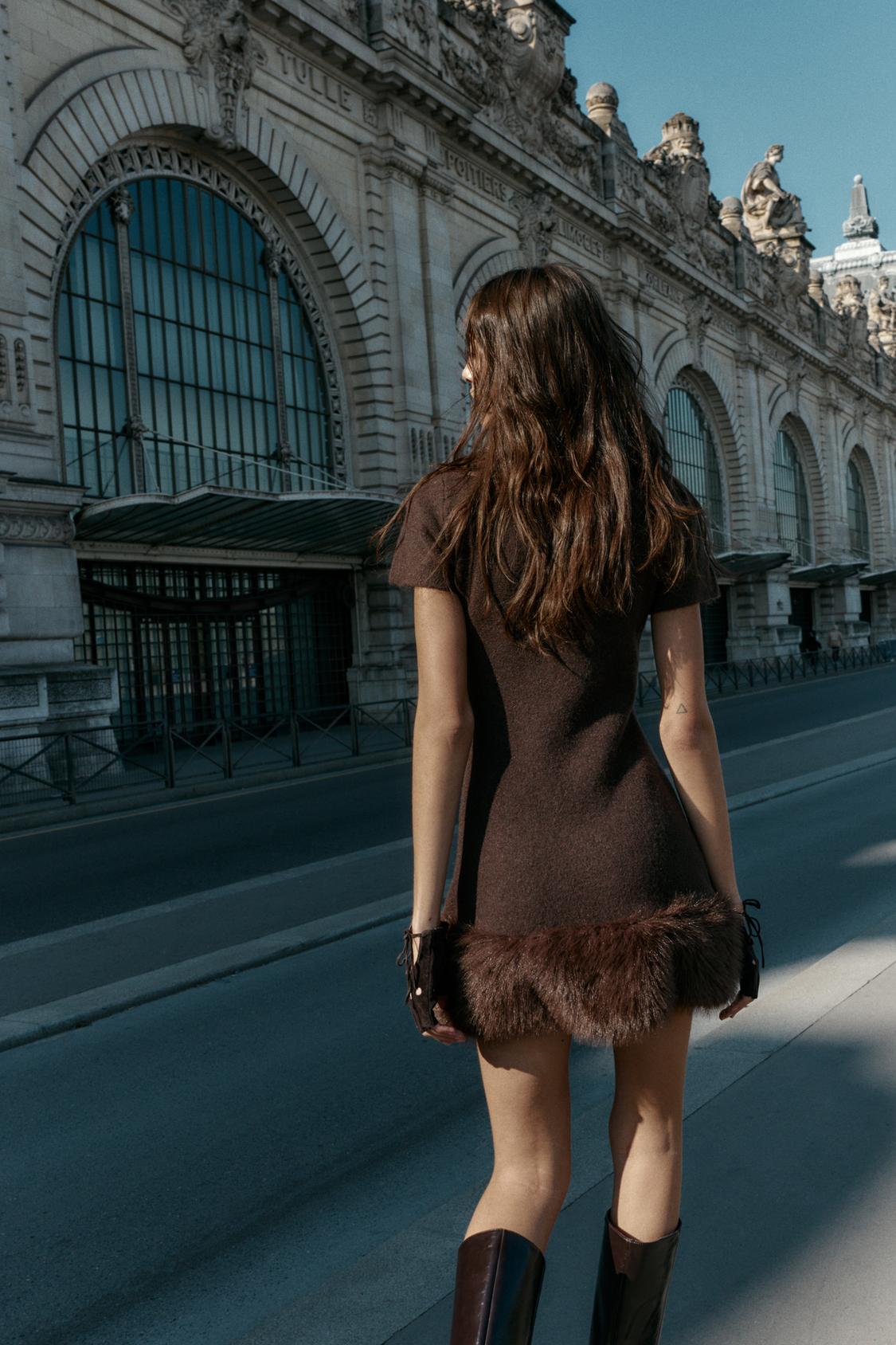Combined knit dress with faux fur look