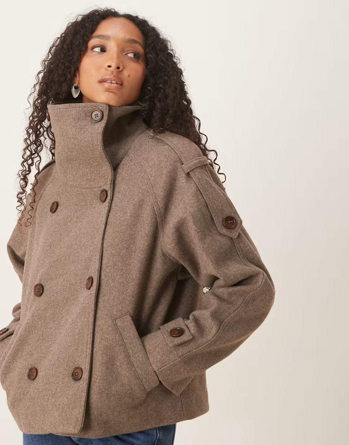 Cropped trenchcoat in gemêleerd champignon