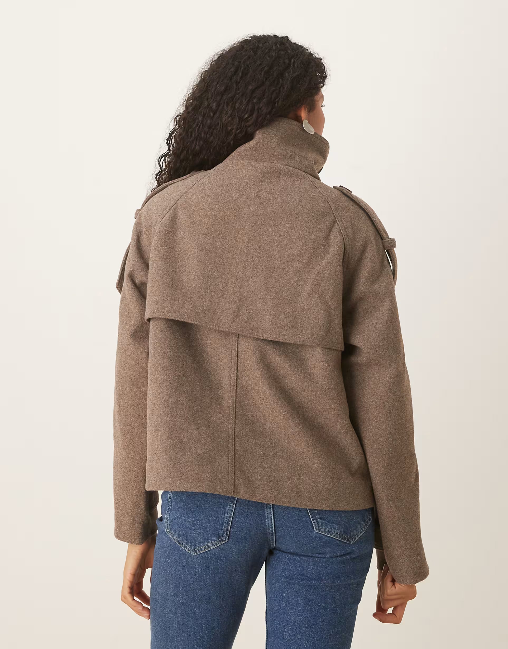 Cropped trenchcoat in gemêleerd champignon