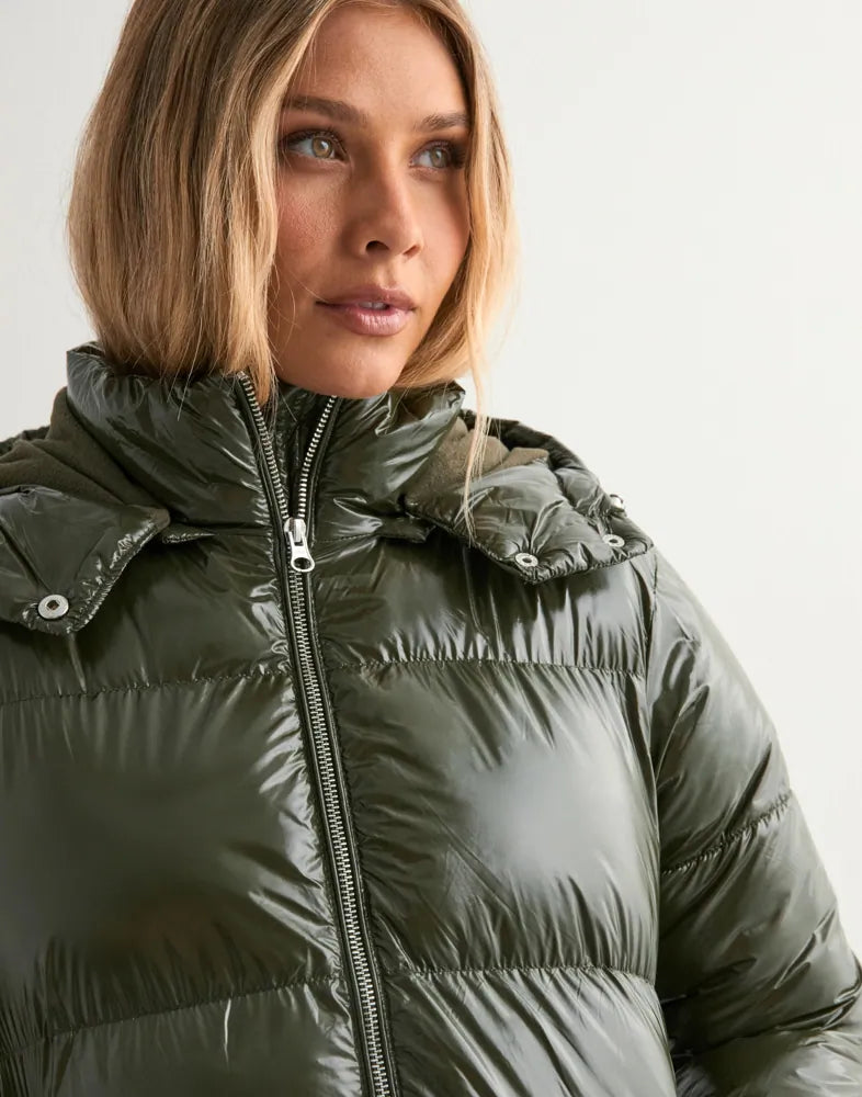 Nova | Everyday Shiny Puffer Jacket