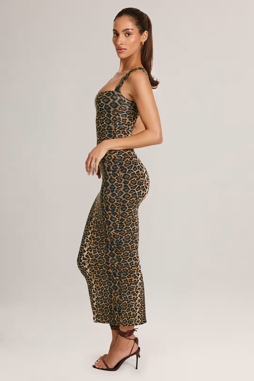 Solenne | Modal Square-Neck Midi Dress – Leopard Print
