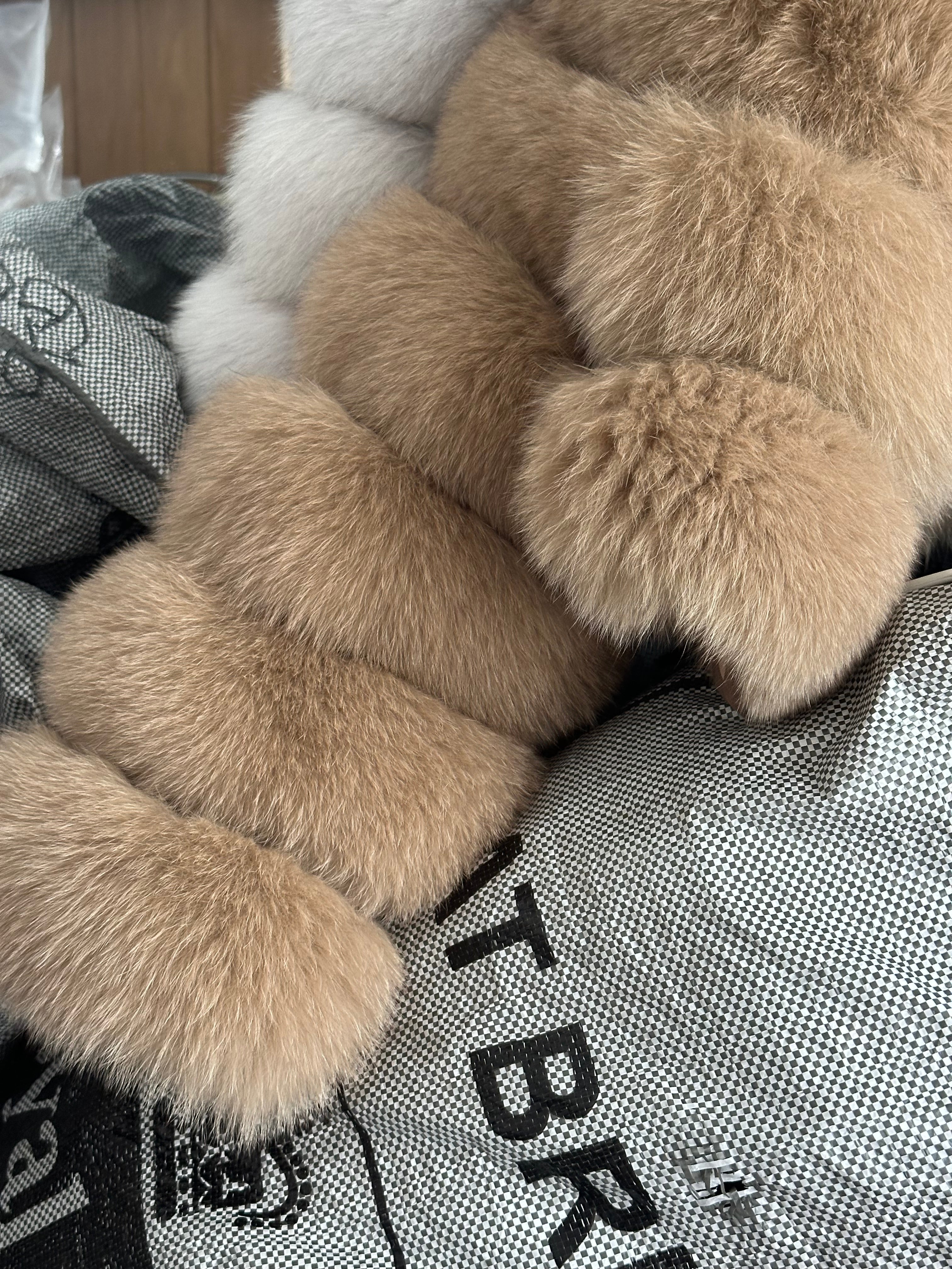 Montana Cropped Fox Fur Coat - Caramel