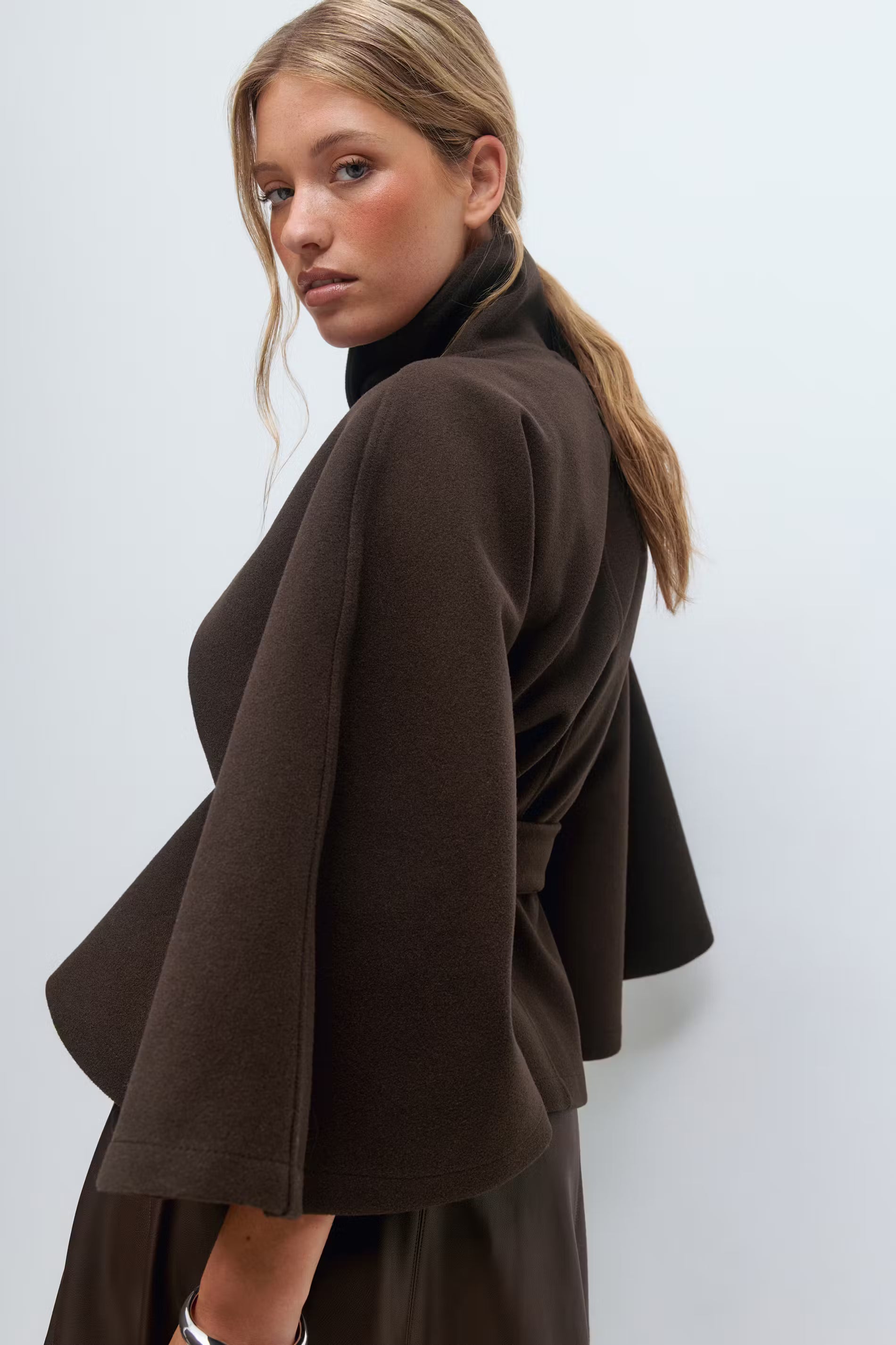 Élodie | Longline Buttoned Cape